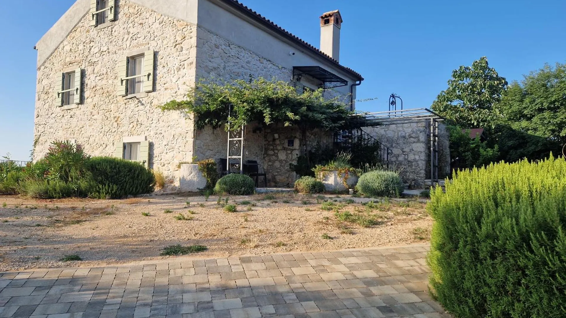 Vila Stone House Rosuja Ivanje